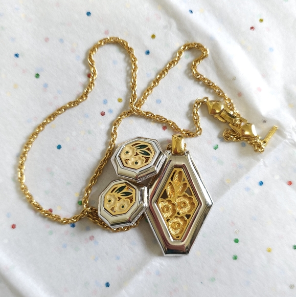 Vintage signed D'orlan pendant necklace and earrings set. Pendant Necklace Set. - Picture 8 of 9